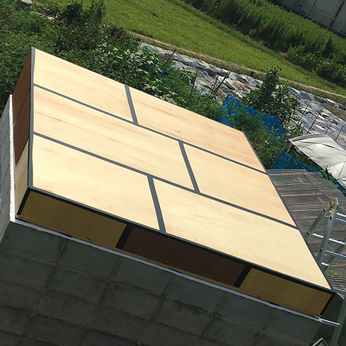 一人で作るブロック小屋⑥ ～屋根の板張り～⑦