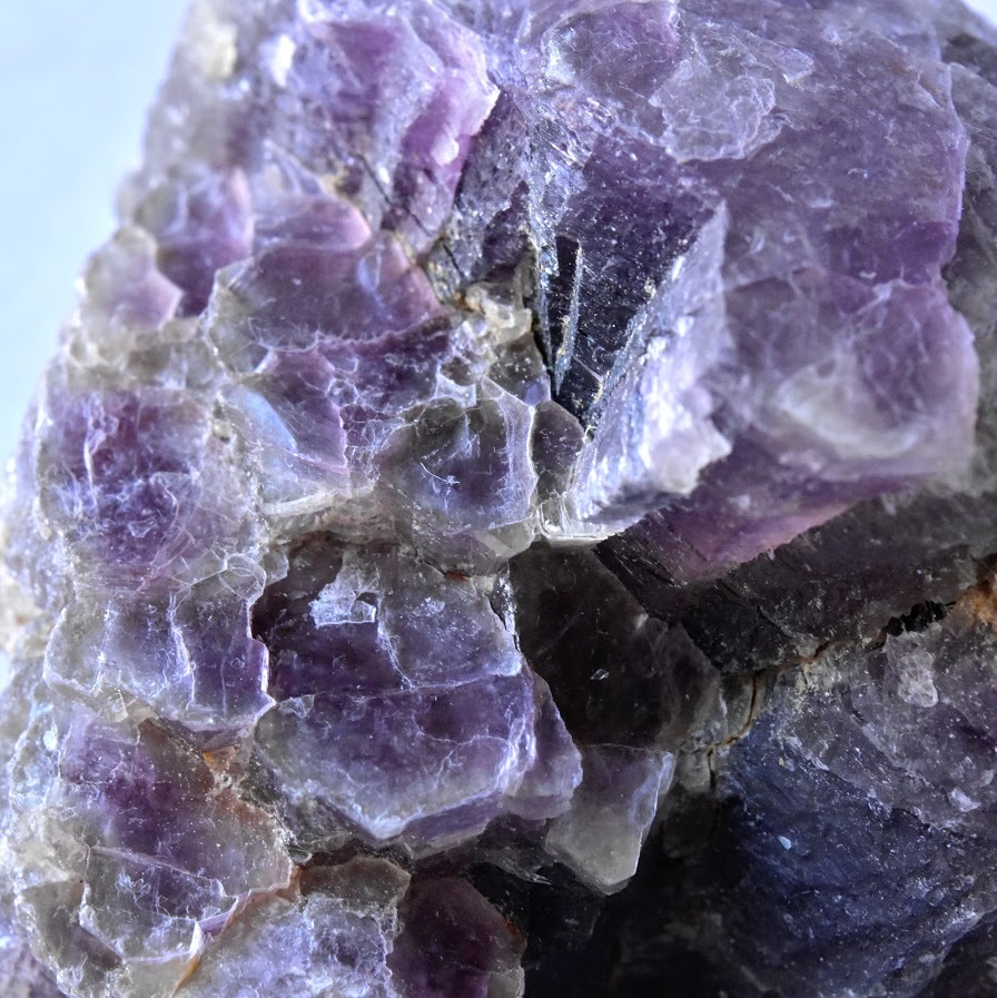 レピドライト リチア雲母 マダガスカル産 238g/鉱物・結晶原石 